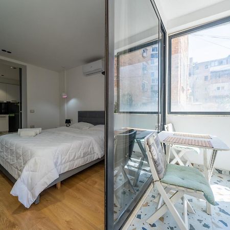 Cosy Urban Central Apartment Tirana Exterior foto